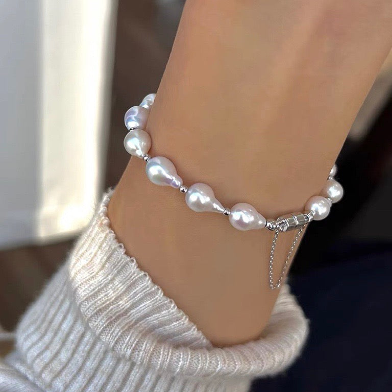 Bright White Baroque Pearl Bracelet