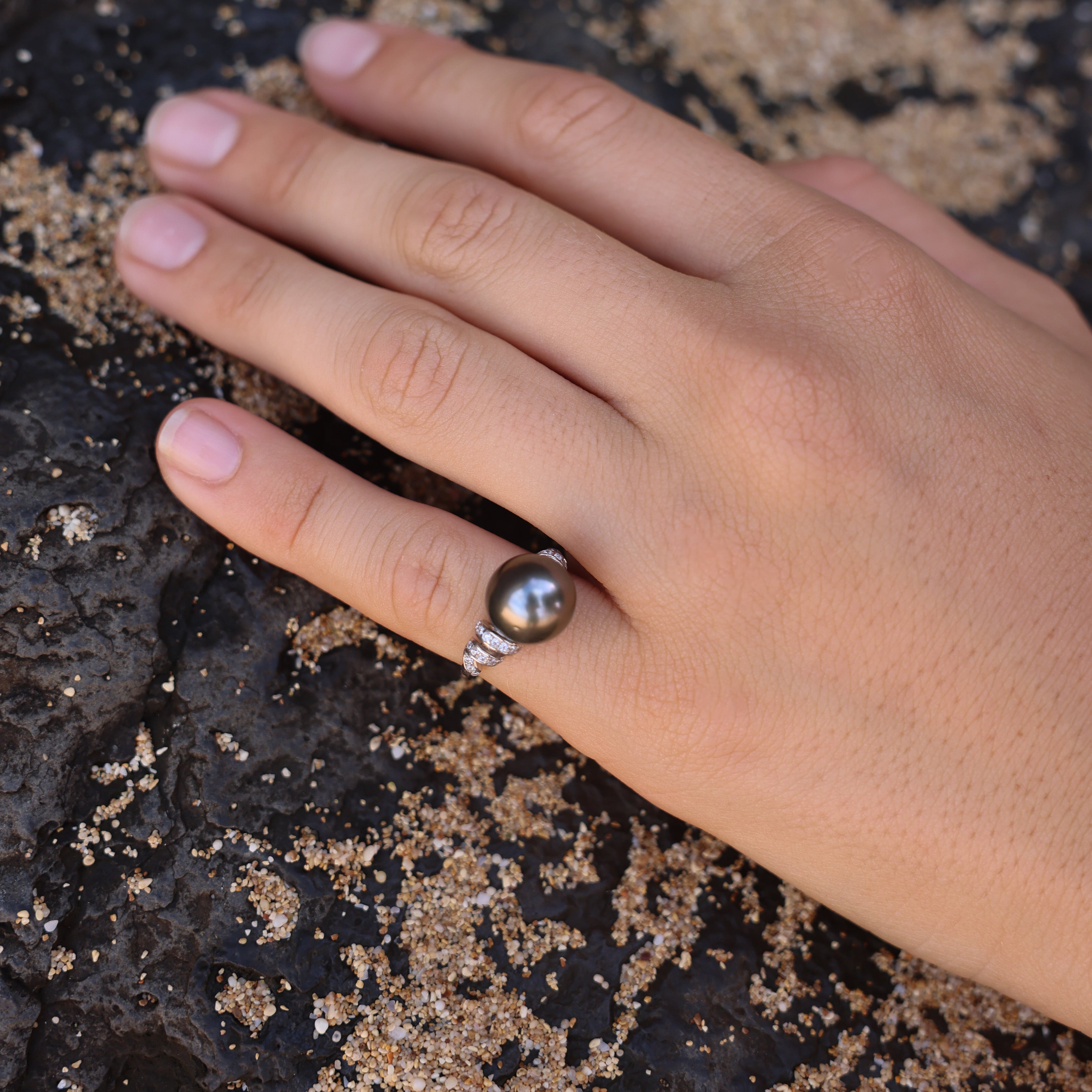 Spiral Tahitian Pearl Ring