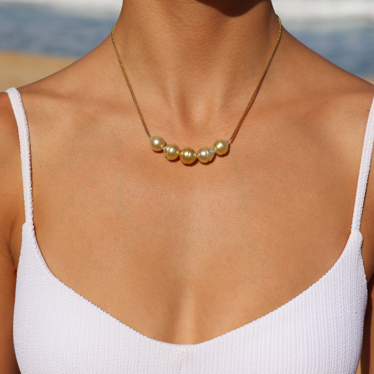 Clover Golden Pearl Necklace