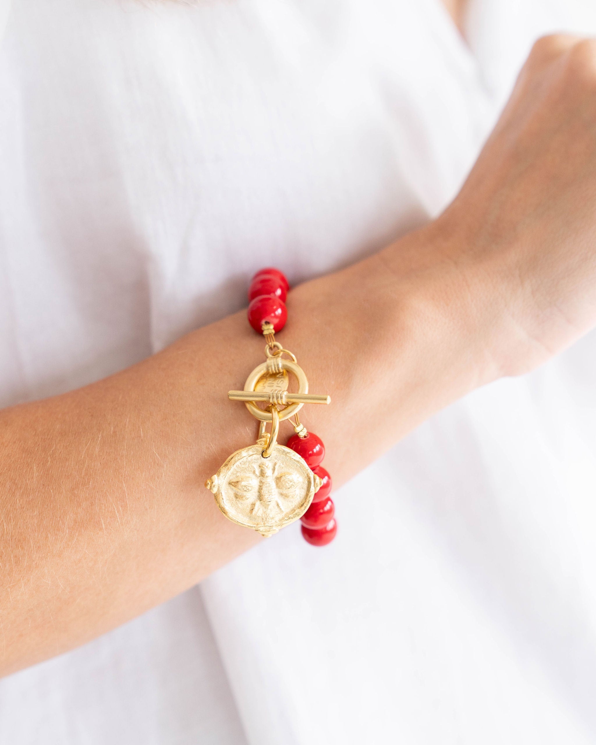 Gold Bee Intaglio Stone Bracelet