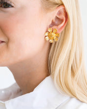 Buttercup Studs