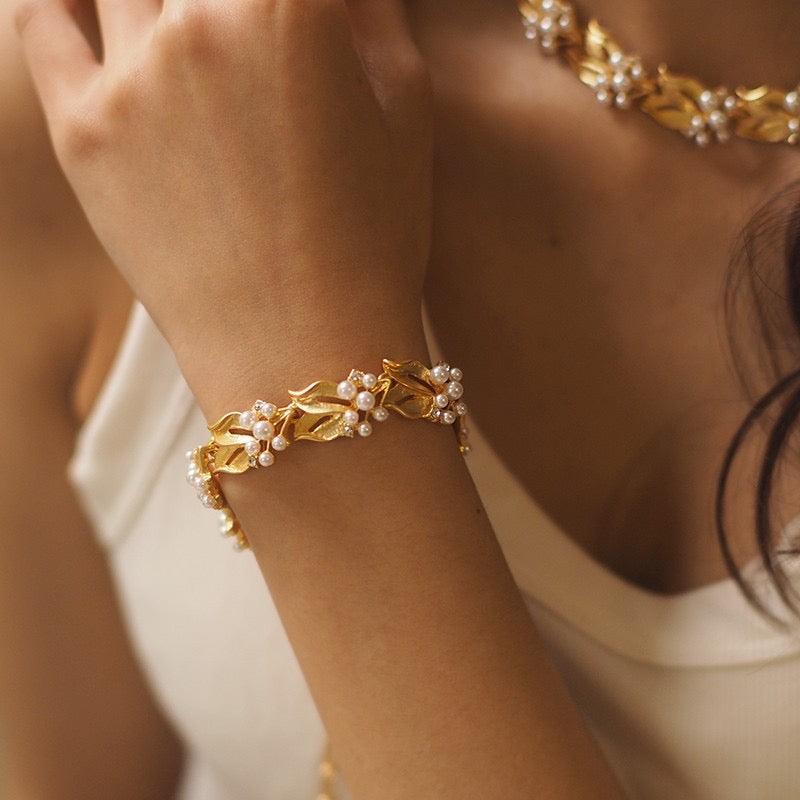 Vintage Leaf Pearls Necklace,Bracelet and Earrings Set (Purchase Individually)