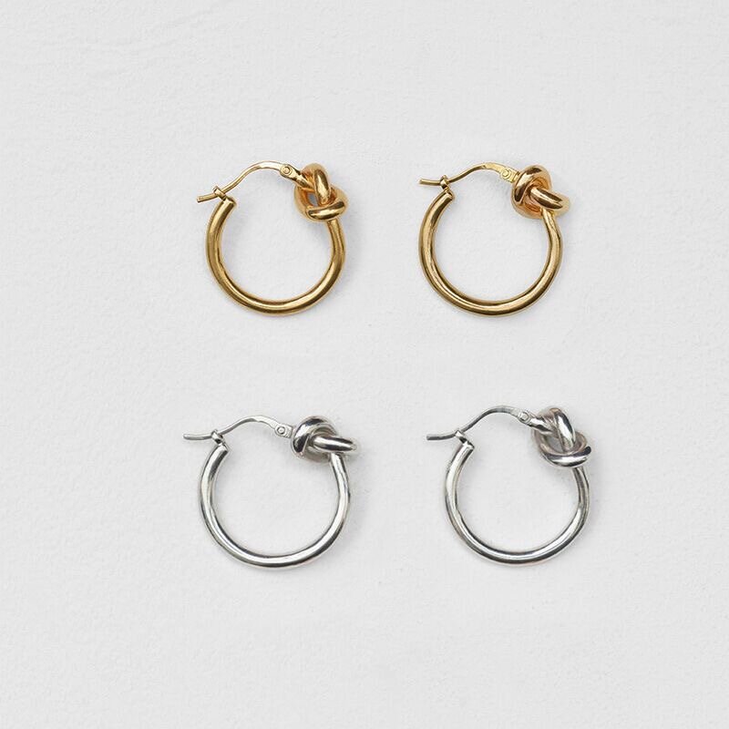 THE KNOT HOOPS