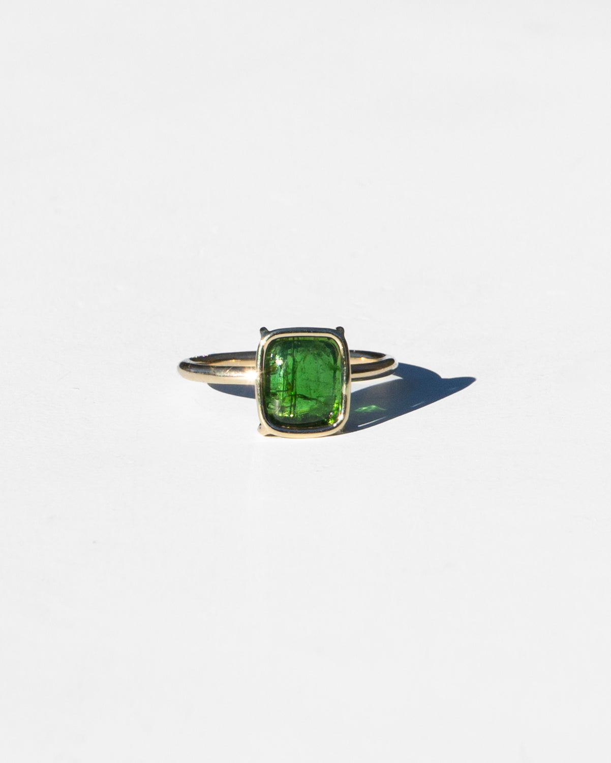 14K Green Tourmaline Sugarloaf Floating Ring