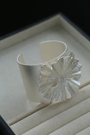 Sliver Geometric Flower Wide Bangle