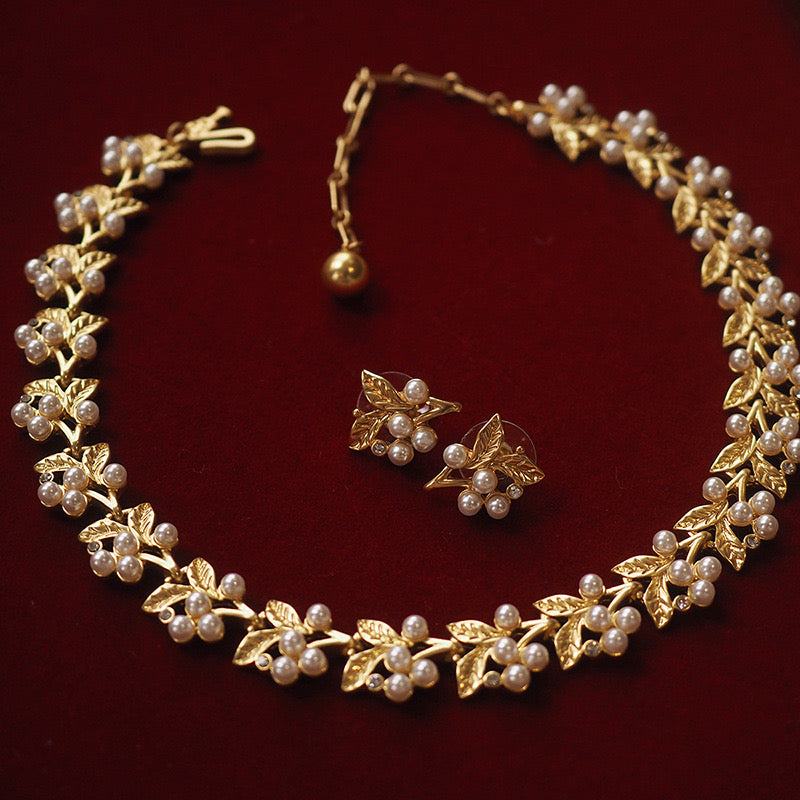 Vintage Royal Leaf and Pearl Earrings & Necklace Set