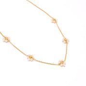 Daisy Delight Pearl Necklace