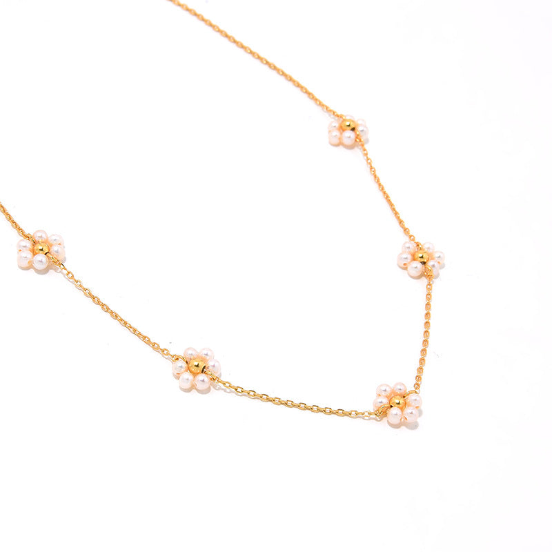 Daisy Delight Pearl Necklace