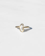 14K Apostrophe Keshi Ring