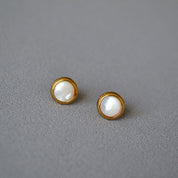 Round Mother of Pearl Earrings