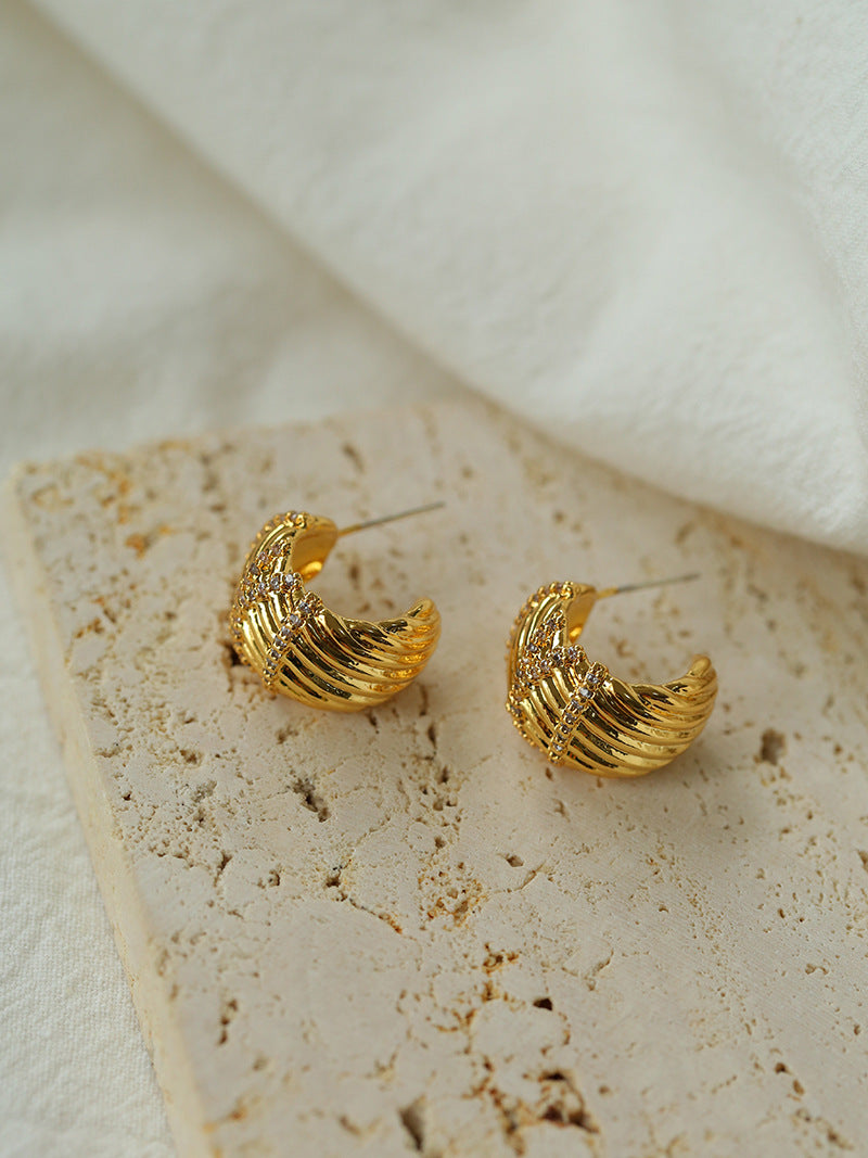 Zirconia Gold C Earrings