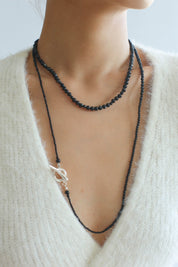 Y Shape Gradual Black Beads Necklace