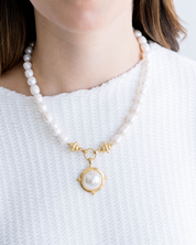 Freshwater Pearl Cab Necklace