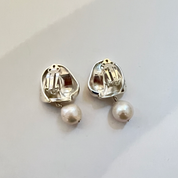 Sandra Earrings (Clip-On)