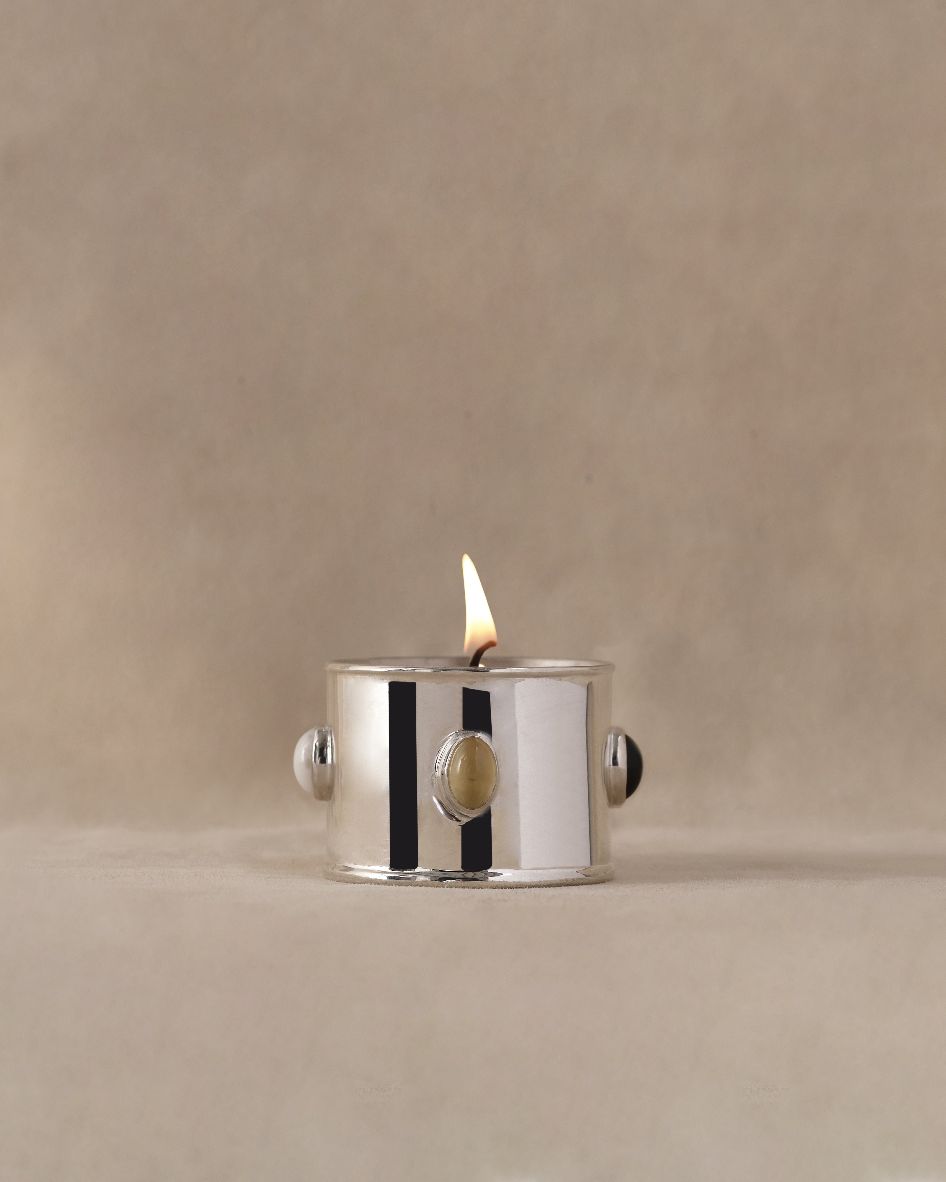 SmallCandleHolder_0394_6b8c32c7-8f3c-49bc-876f-a6d4e476ed61.jpg