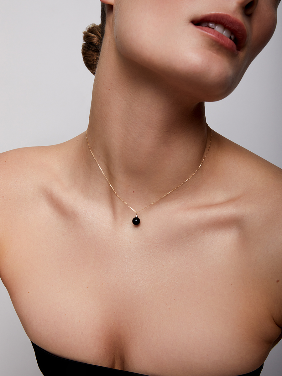 14kt Gold Onyx and Diamond Dot Necklace