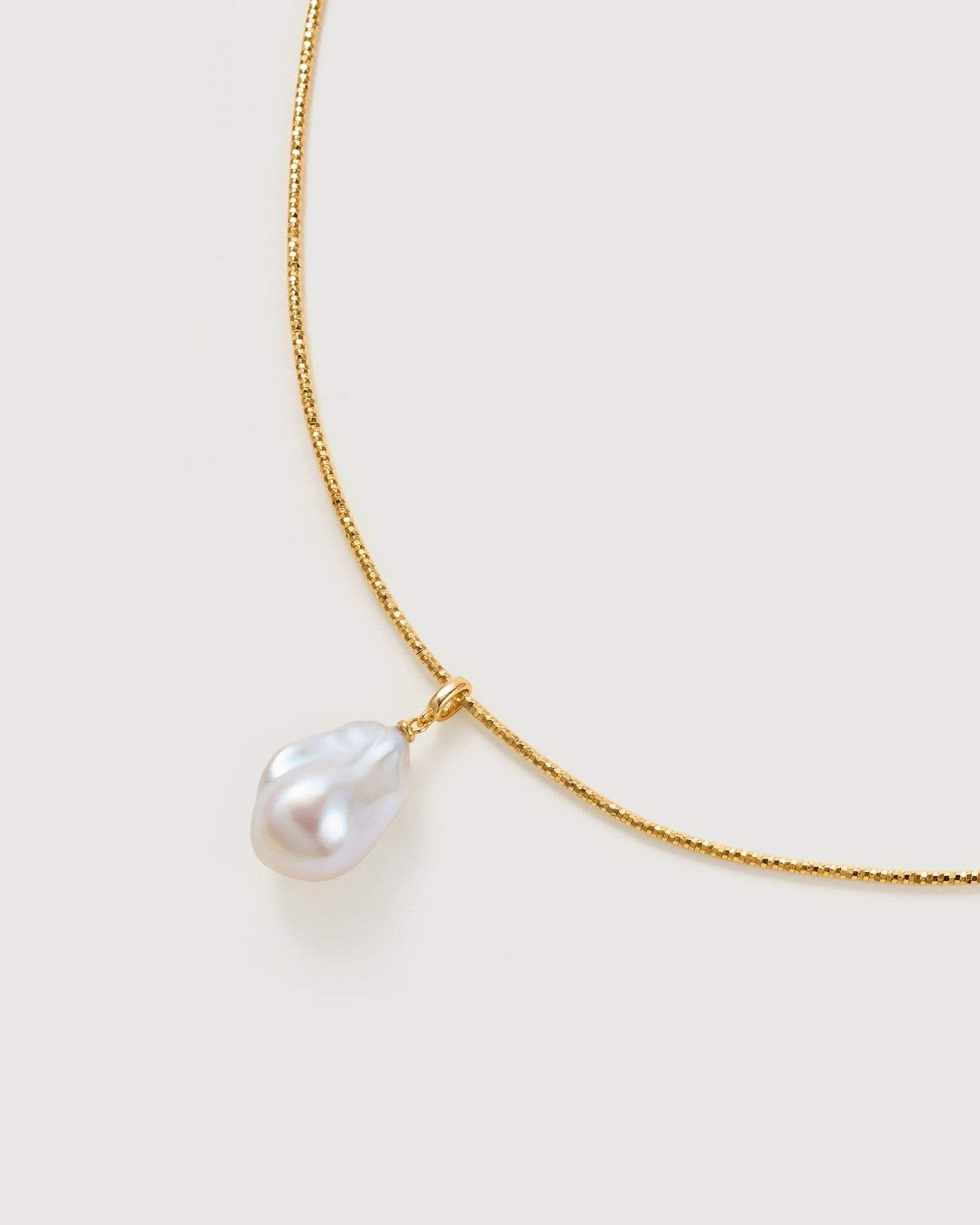 Angelica Dahurica Baroque Pearl Necklace