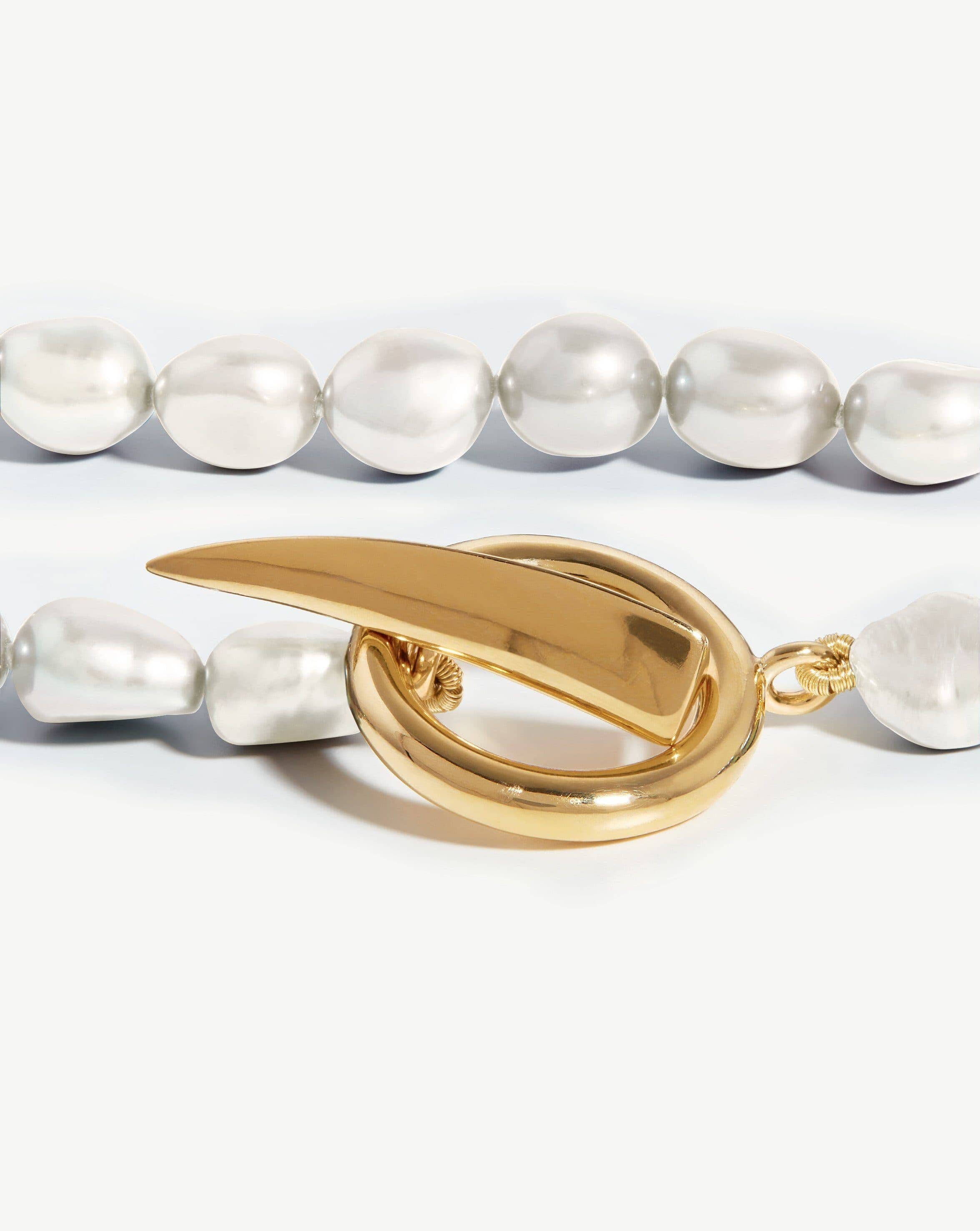 Baroque Pearl Claw T-Bar Necklace | 18k Gold Vermeil/Pearl