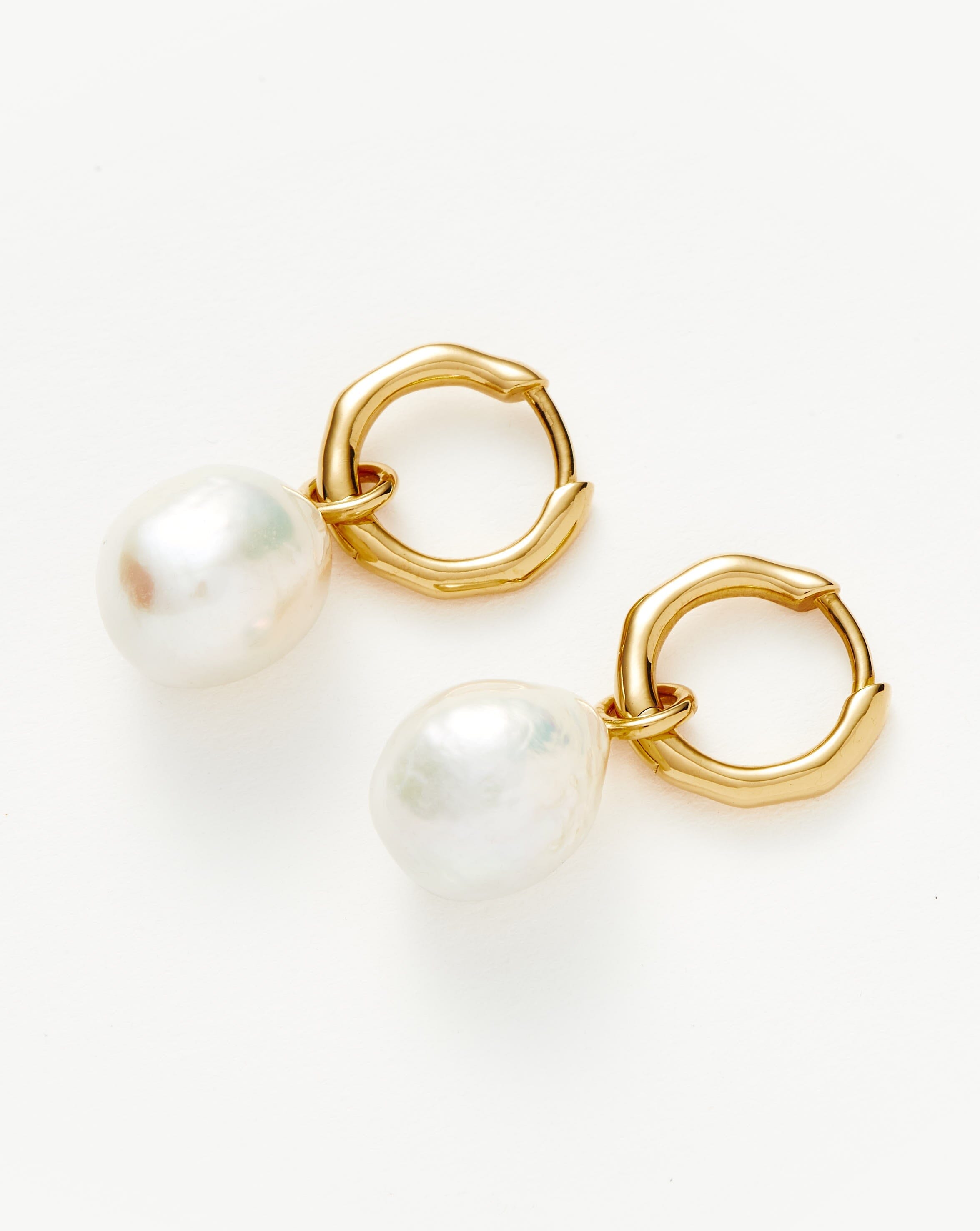 baroque-pearl-organic-drop-mini-hoop-earrings-18ct-gold-plated-vermeilpearl-earrings-missoma-630470_0096aaee-85f3-44ab-aec6-01e25a19cddc.jpg