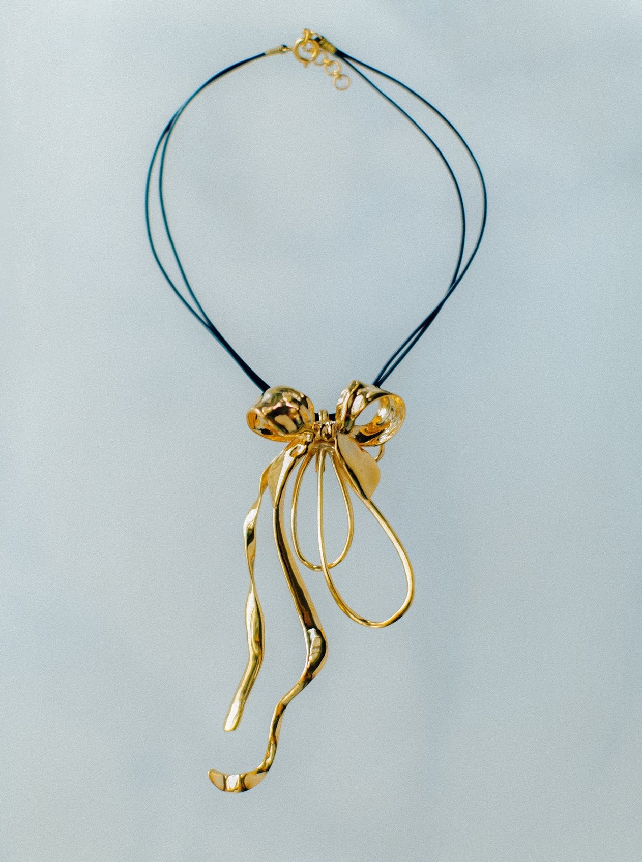 bow-pendant-313058_8054b709-22e8-4ea8-b4c5-fa0133441e52.jpg