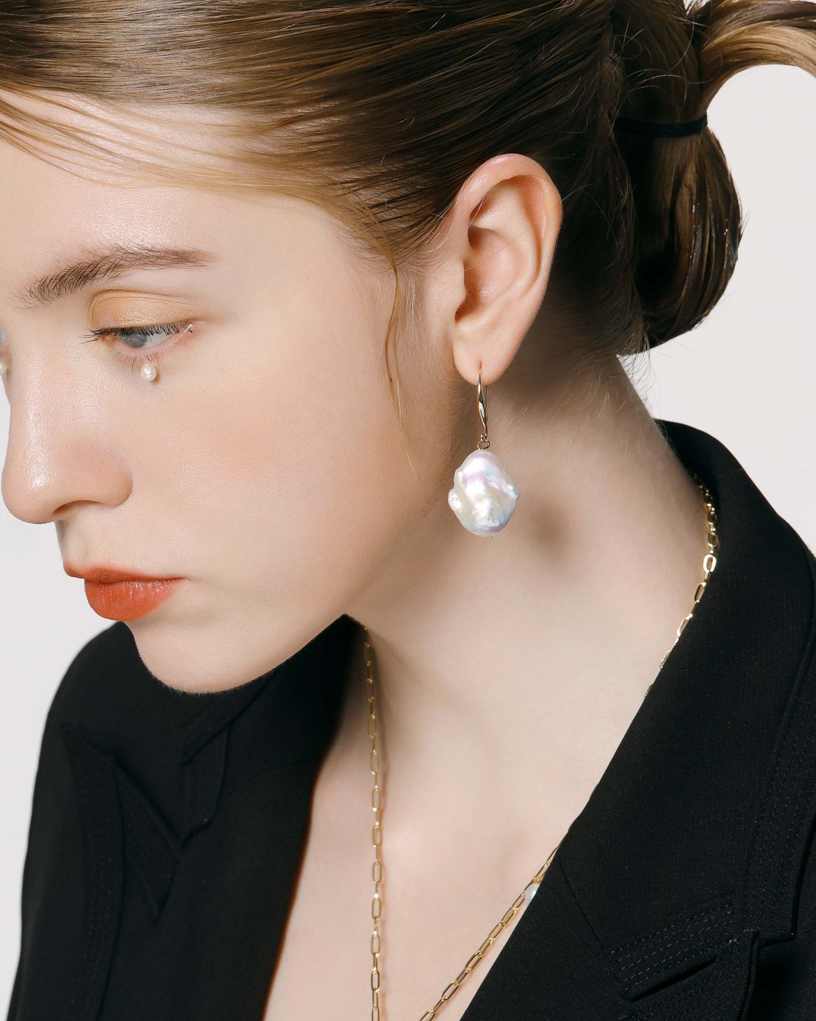 Breaking Dawn Baroque Pearl Earring