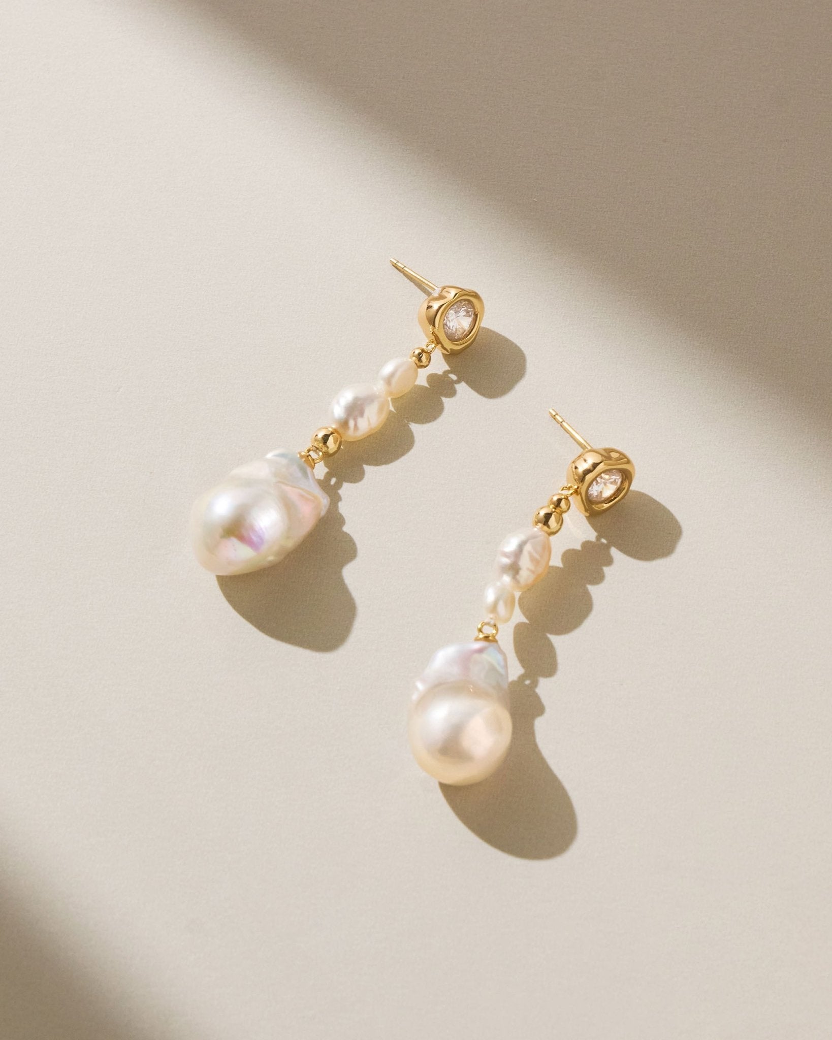 Champagne bubbles Earring