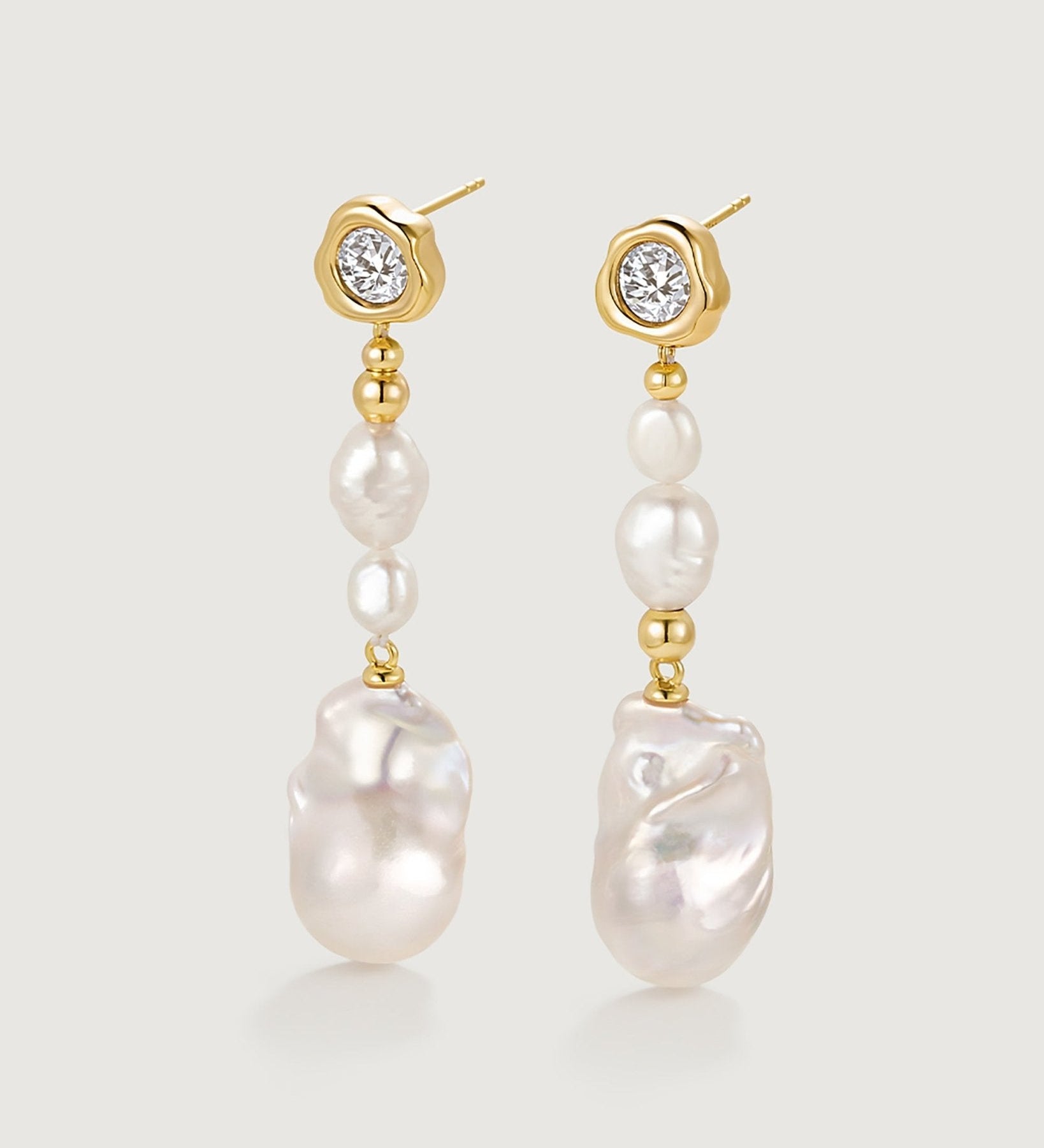 champagne-bubbles-earring-588530_90dd71bb-5071-4b16-85be-090aa0b3eb8e.jpg