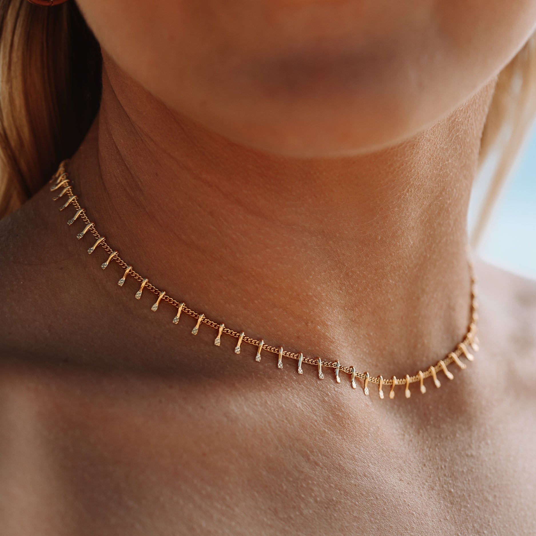 choker-dainty-gold_cb5a671d-3288-4f46-8257-11ba11e5701e.jpg