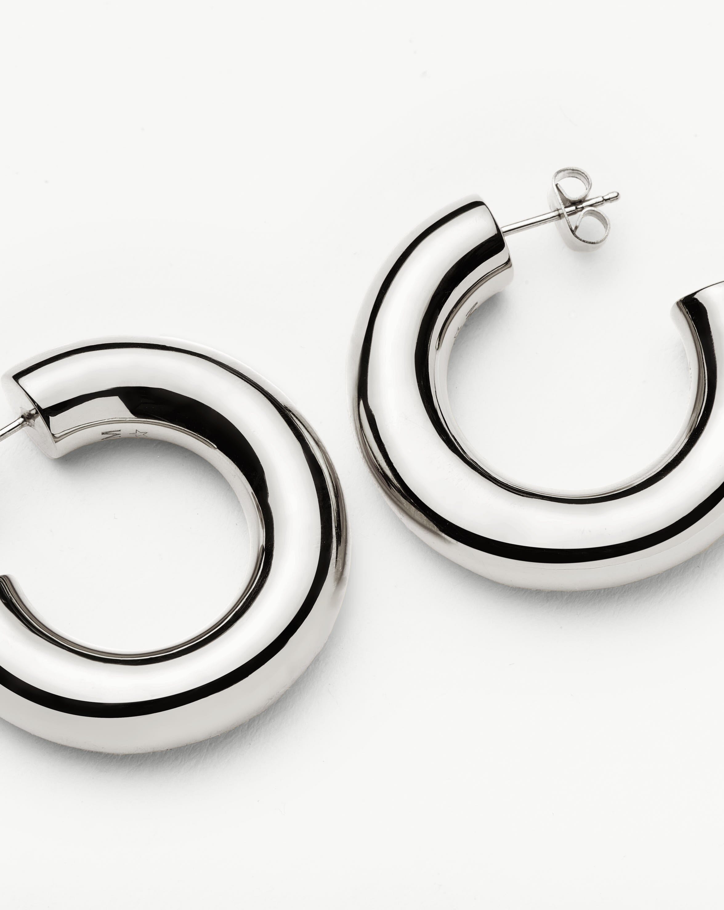 chubby-large-hoop-earrings-silver-plated-earrings-missoma-730842_d3b3b50c-f3b7-4691-bac6-aa7007236b9d.jpg