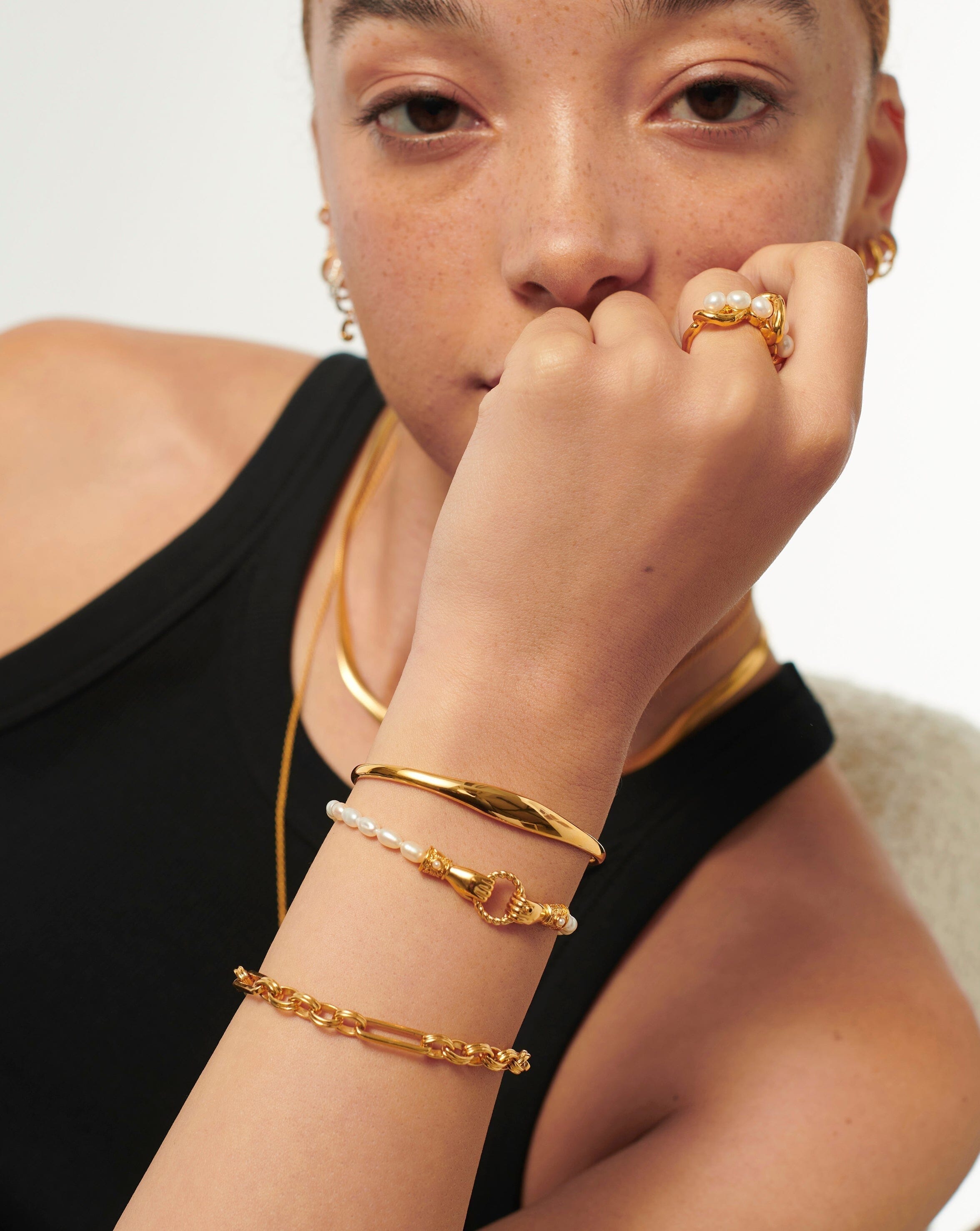 classic-cuff-bracelet-18ct-gold-vermeil-bracelets-missoma-438172_cd71fbb5-222c-49a1-83a5-715dd3266d89.jpg