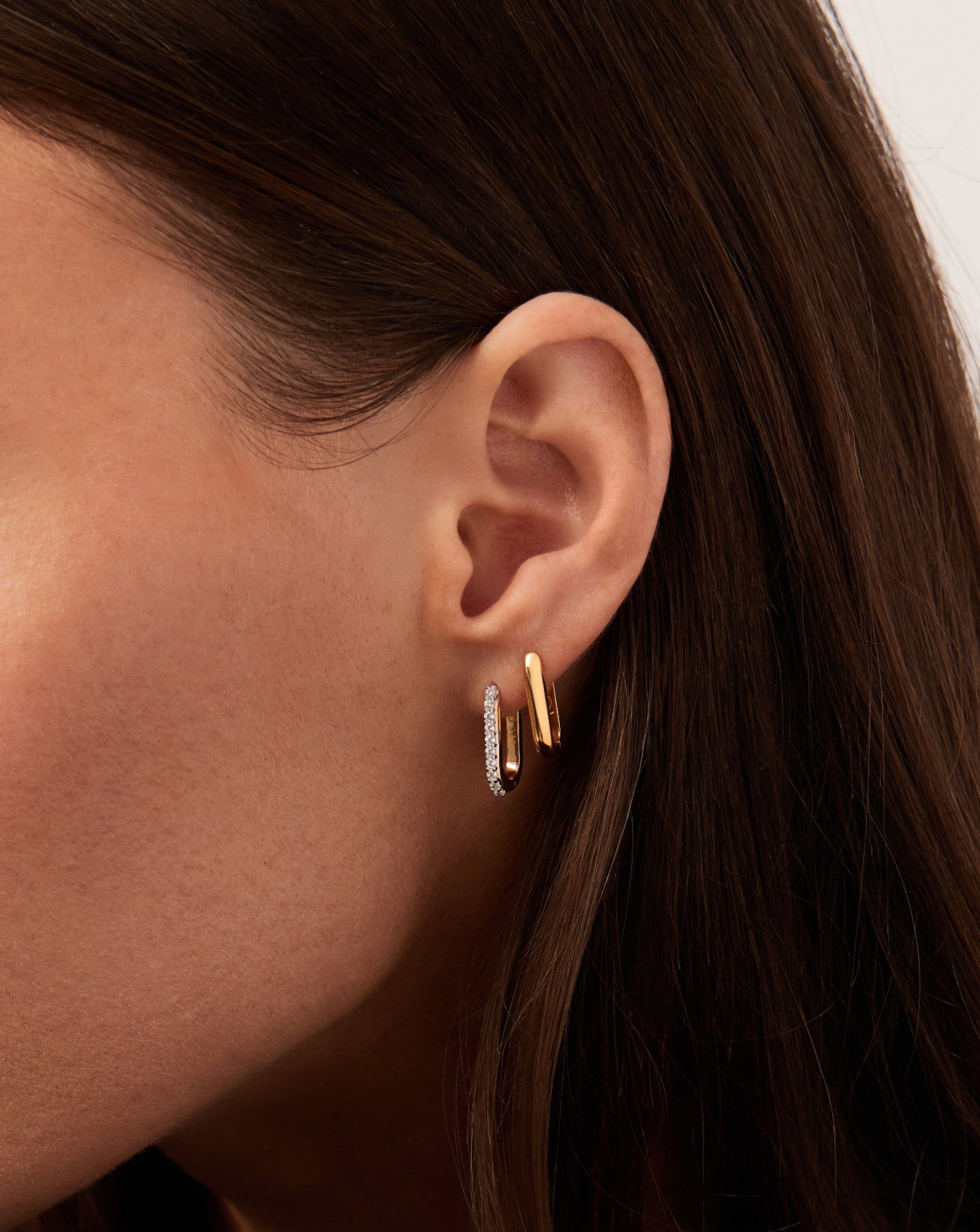 classic-ovate-hoop-earrings-18ct-recycled-gold-vermeil-on-recycled-sterling-silver-earrings-missoma-636782_57c8017e-3188-4b8d-8ff4-657bf98978c3.jpg