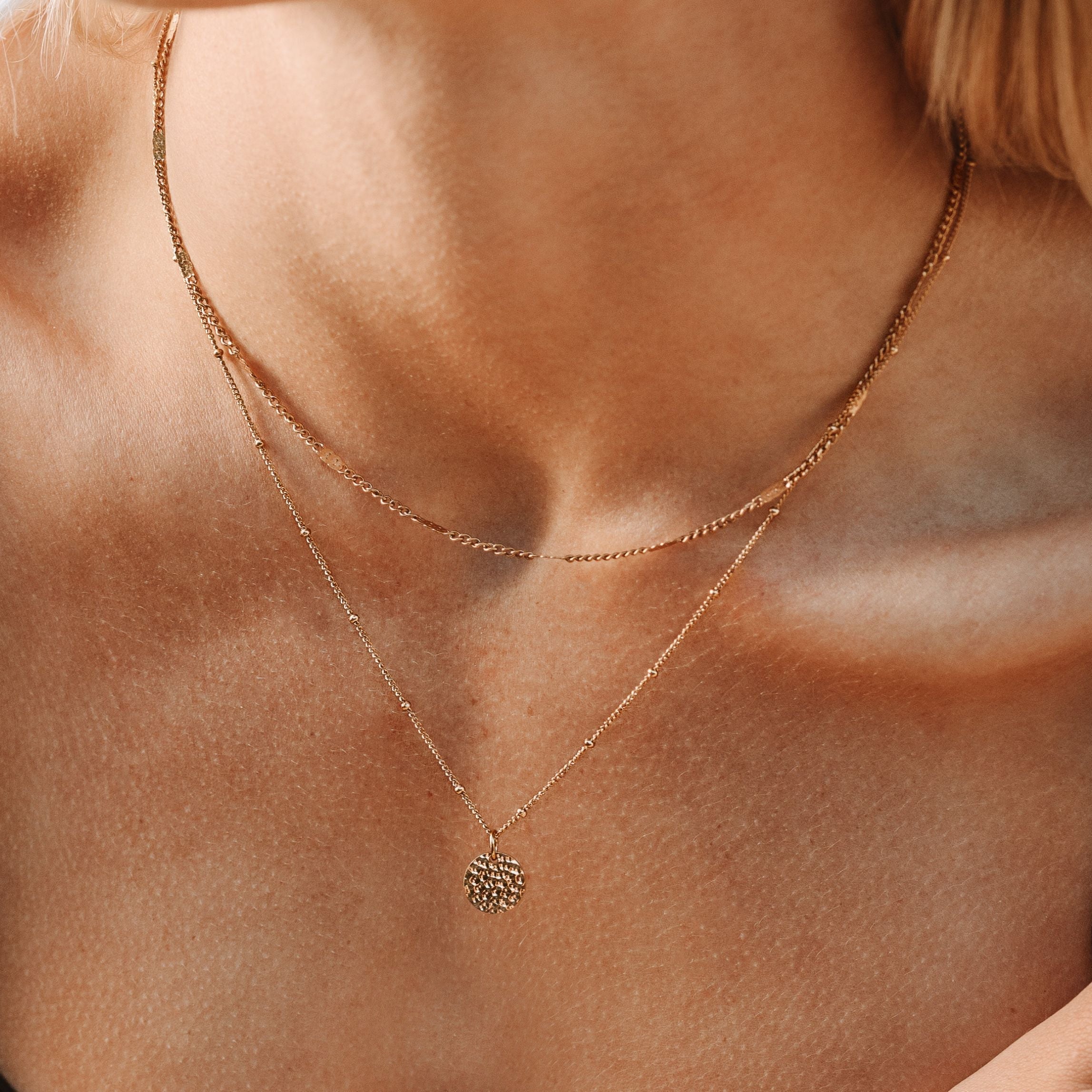 dainty-layered-necklace_1_5ce2d16a-ae71-4a0f-a7ca-1876b227b11f.jpg