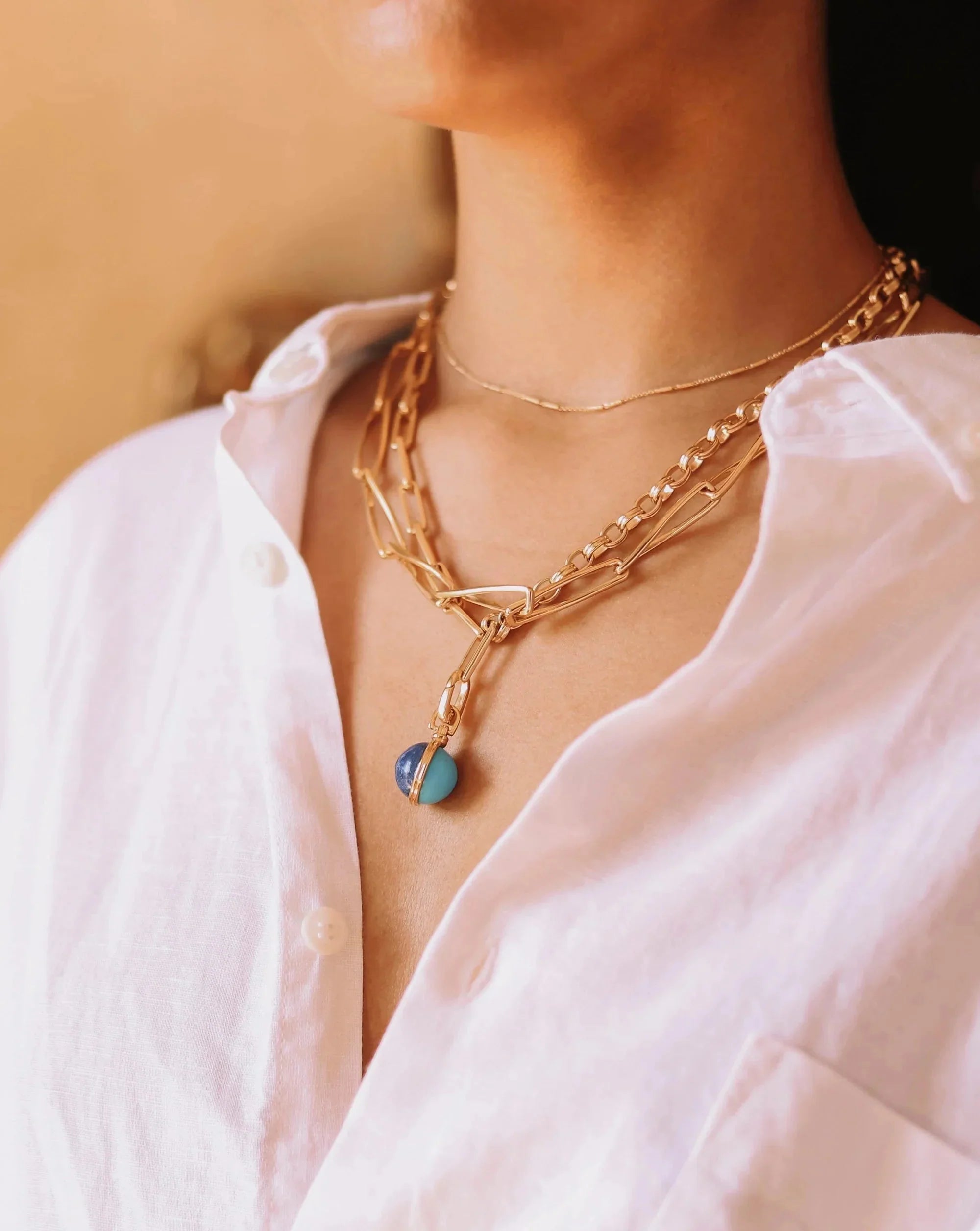 deconstructed-axiom-sphere-chain-necklace-18k-gold-plated-lapis-turquoise-necklaces-missoma-678457_c18c0444-870b-42b7-af0d-bbd8b50144f0.webp