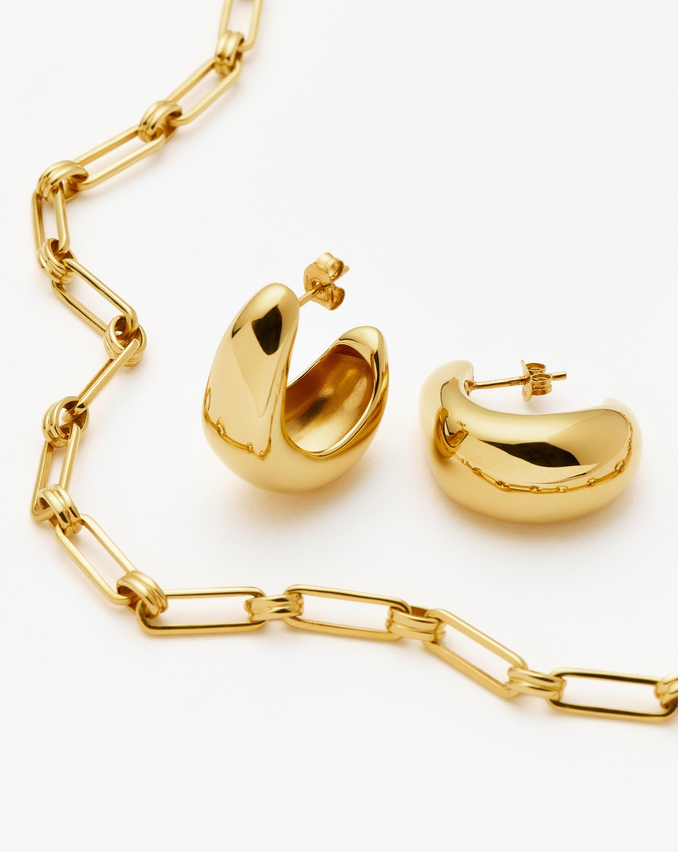 dome-hoop-earrings-chain-necklace-set-18ct-gold-plated-layering-sets-missoma-402046_1315c666-3861-4952-a61e-326b68d09b9f.jpg