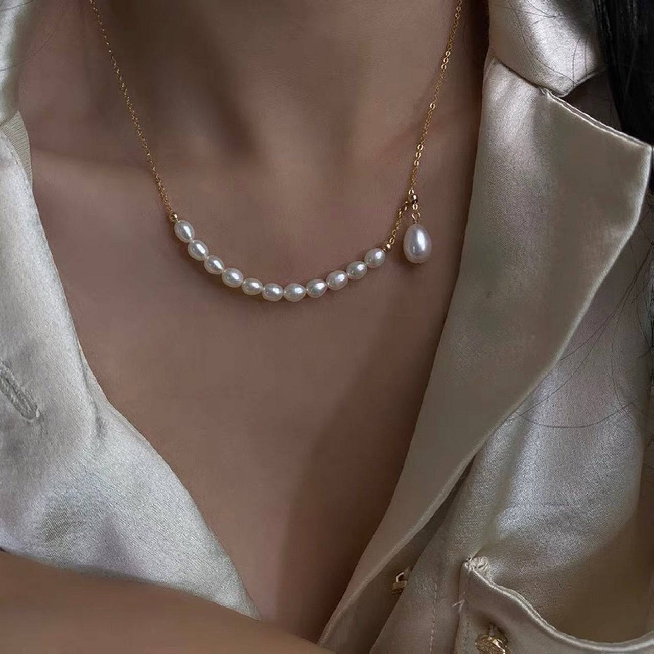 dr-necklaces-pearl-pendant-adjustable-choker-necklace-36626891899113_79459e15-142b-4271-b00a-d72a9116b1c5.jpg