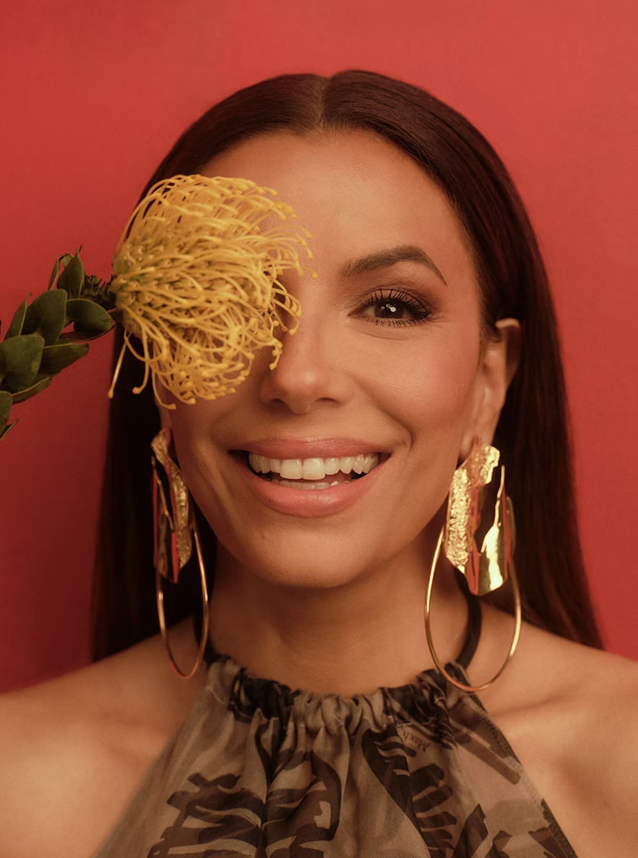 Eva Longoria - Textured Hoops