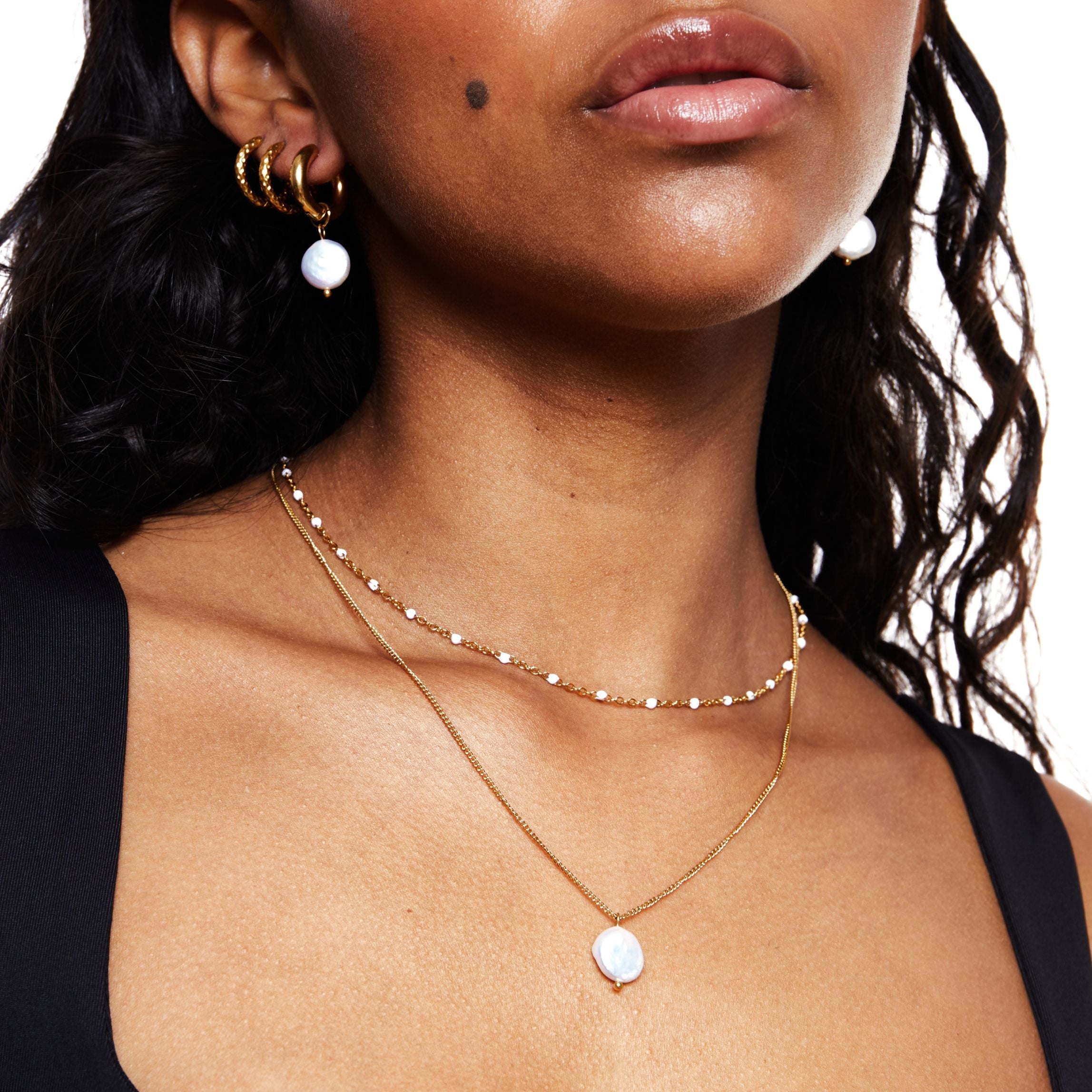 flat-pearl-necklace_579d91aa-f920-4748-b997-b250c0b2d4b3.jpg