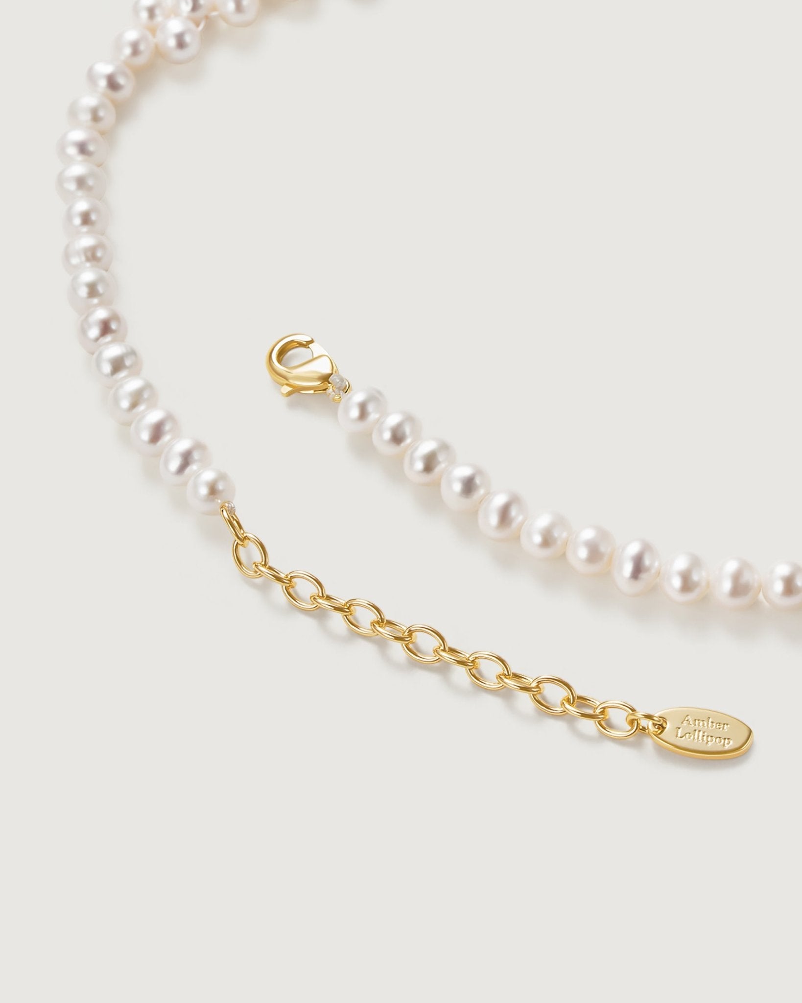 Floriography Camellia Pearl Weaving Necklace