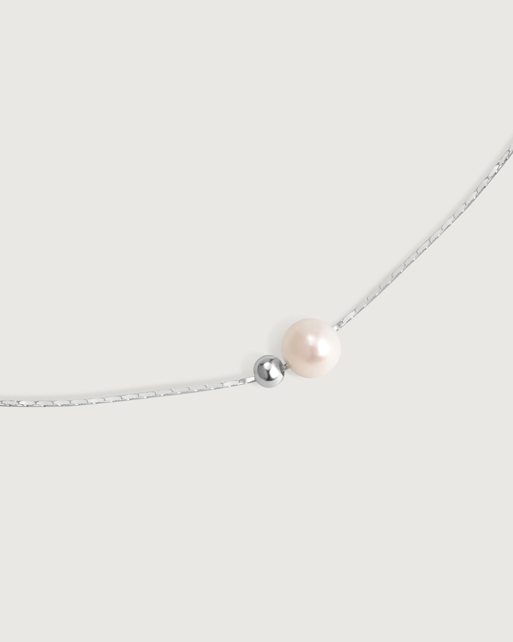 galaxy-pearl-necklace-783343_07b3fec3-000d-42c1-8b14-696ada46ebb8.jpg