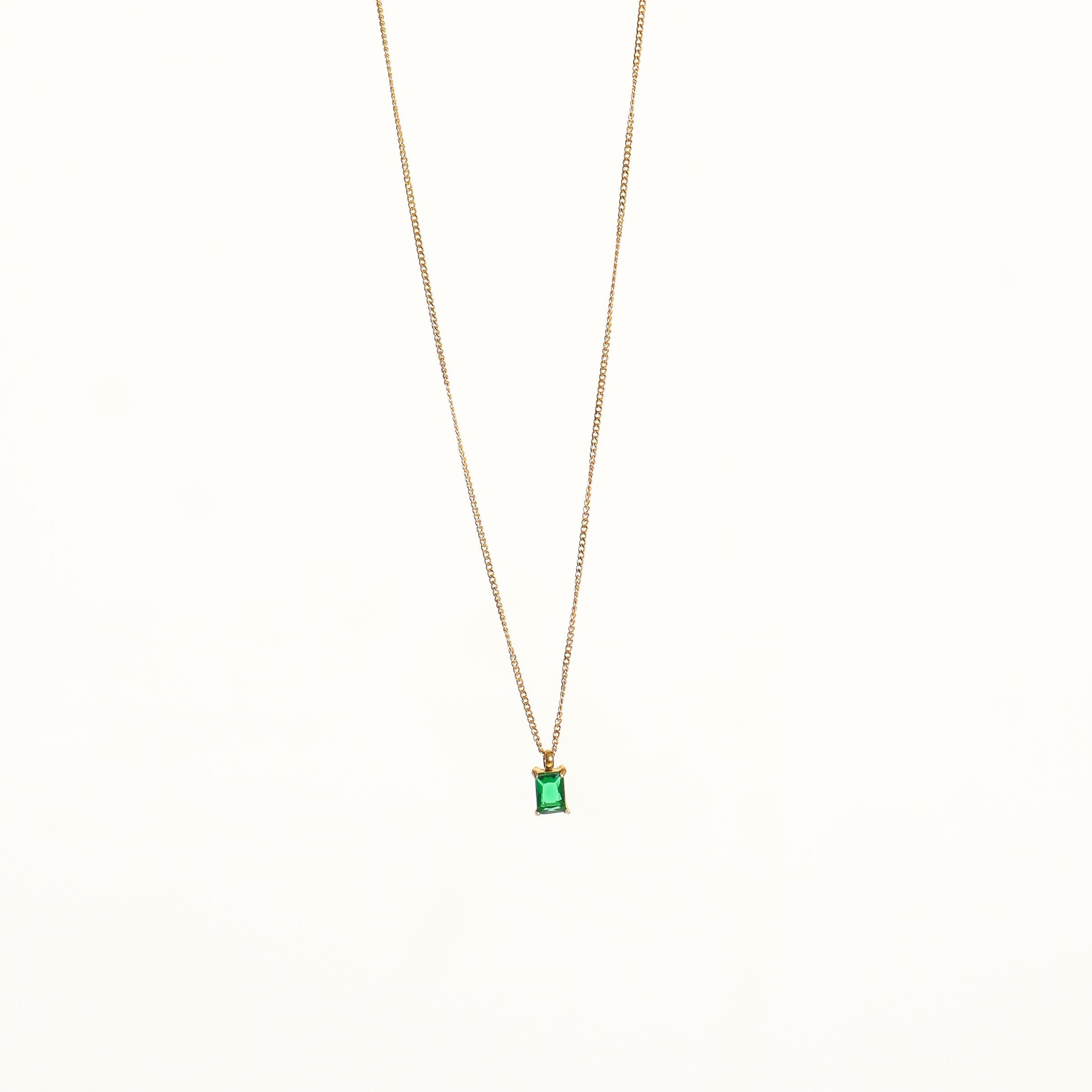 gold-emerald-necklace_db063b95-9257-4eee-b267-1a87091b59a3.jpg