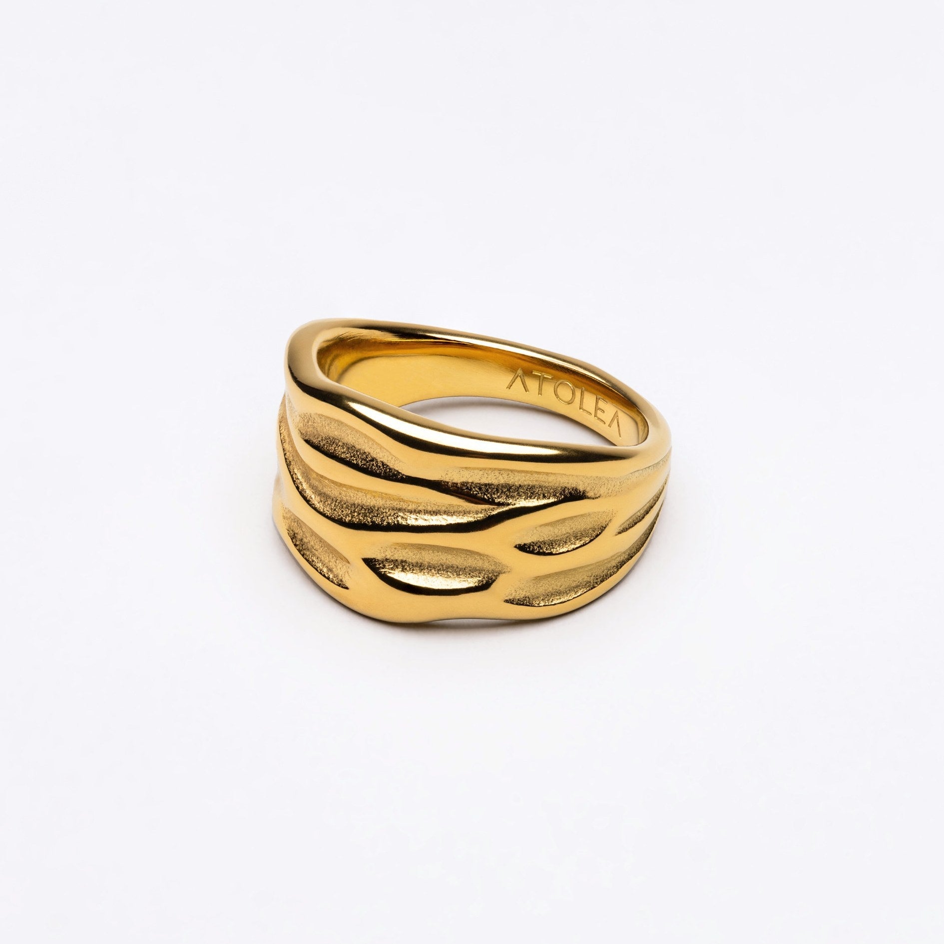 gold-statement-ring_cb90481e-7c20-49e2-ab70-55a377ed8eec.jpg