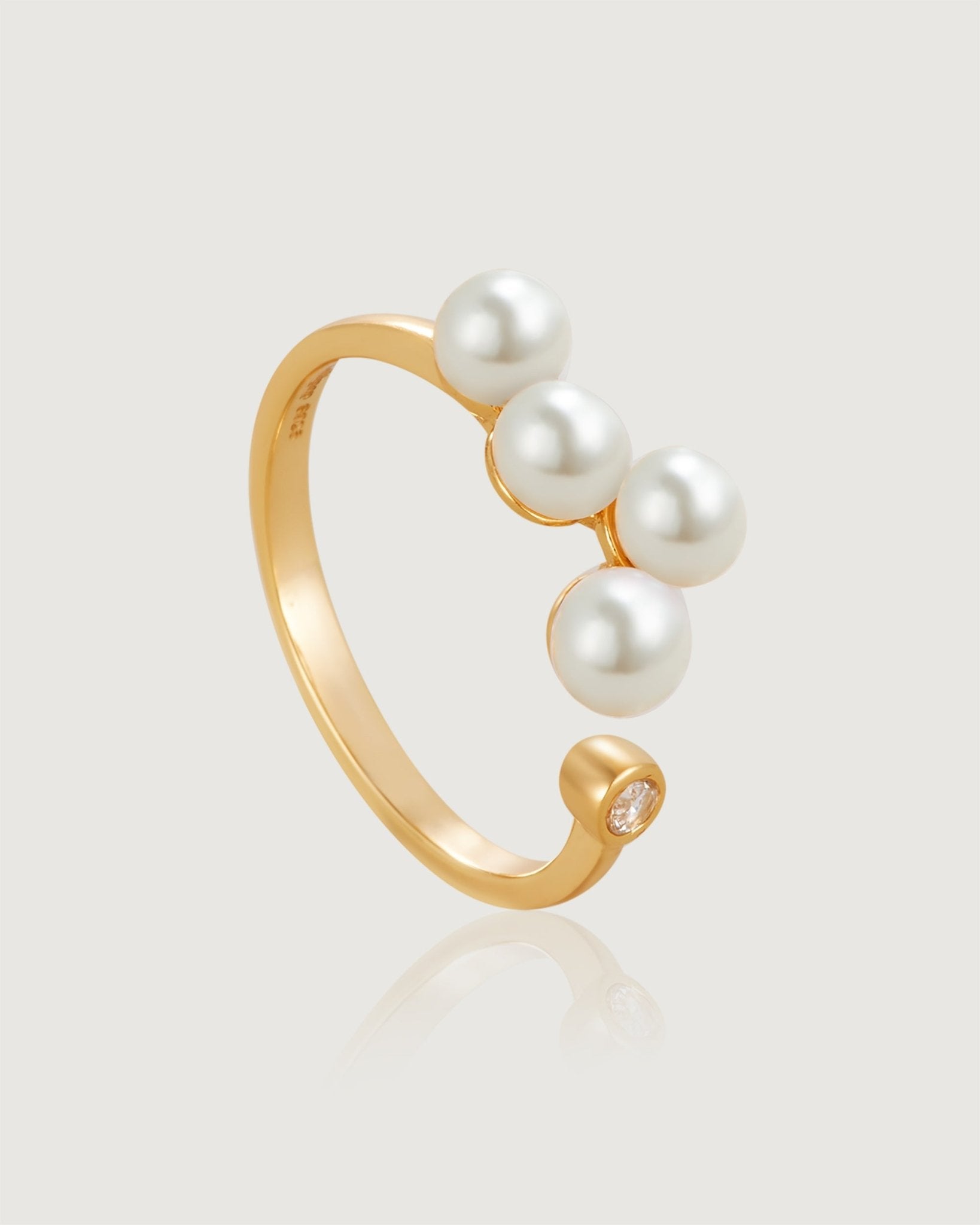 graceful-charm-pearl-ring-159989_6663da89-4950-4a0e-8b46-2dca5f5fc153.jpg