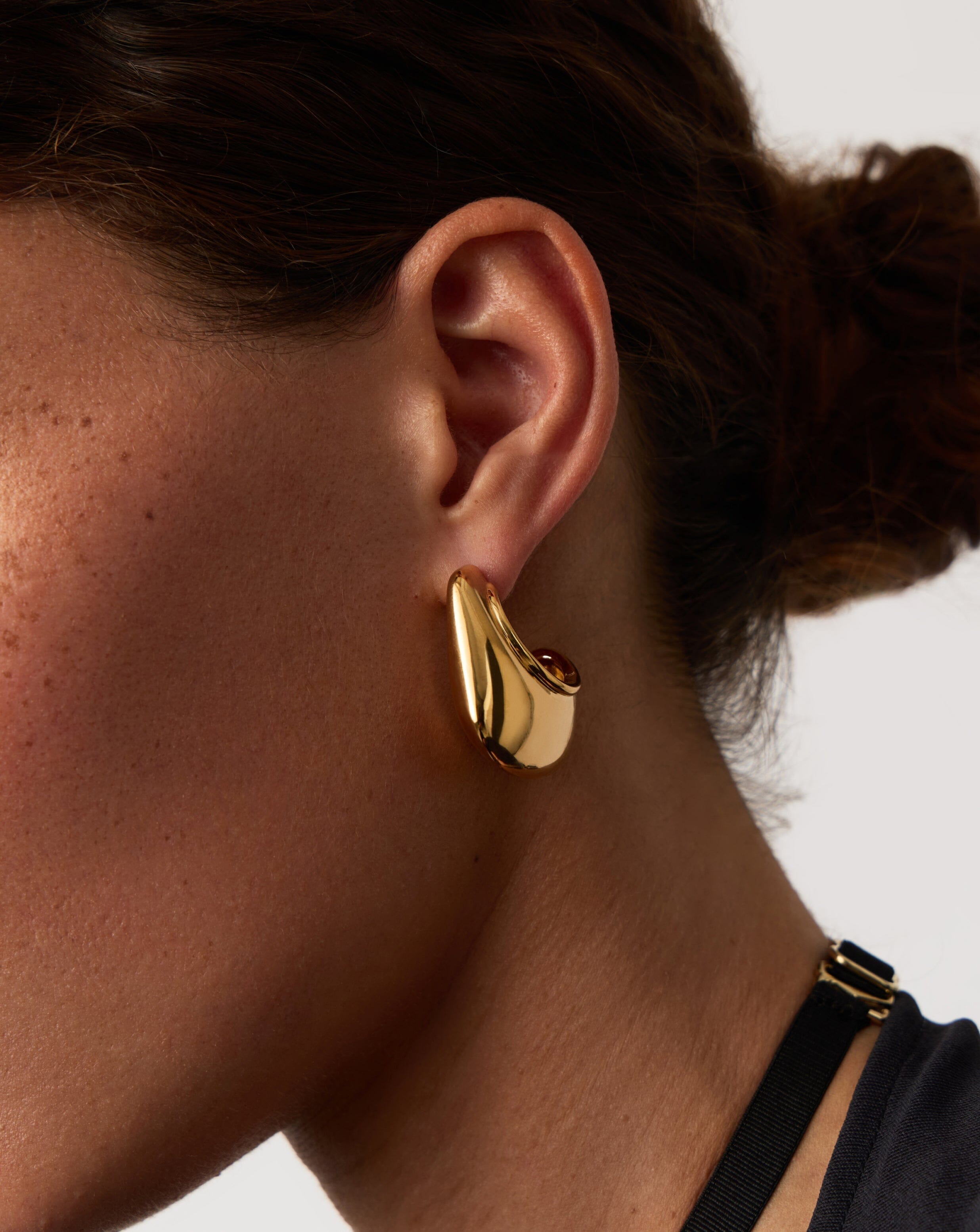 Hera Dome Large Hoop Earrings | 18k Gold Plated