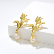 Annie Pearl Earrings