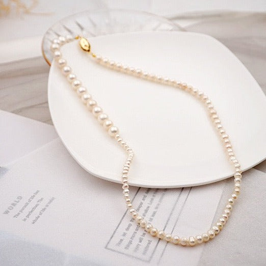 Long Gradual Pearls Necklace