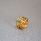 Twisted CZ Layered Ring