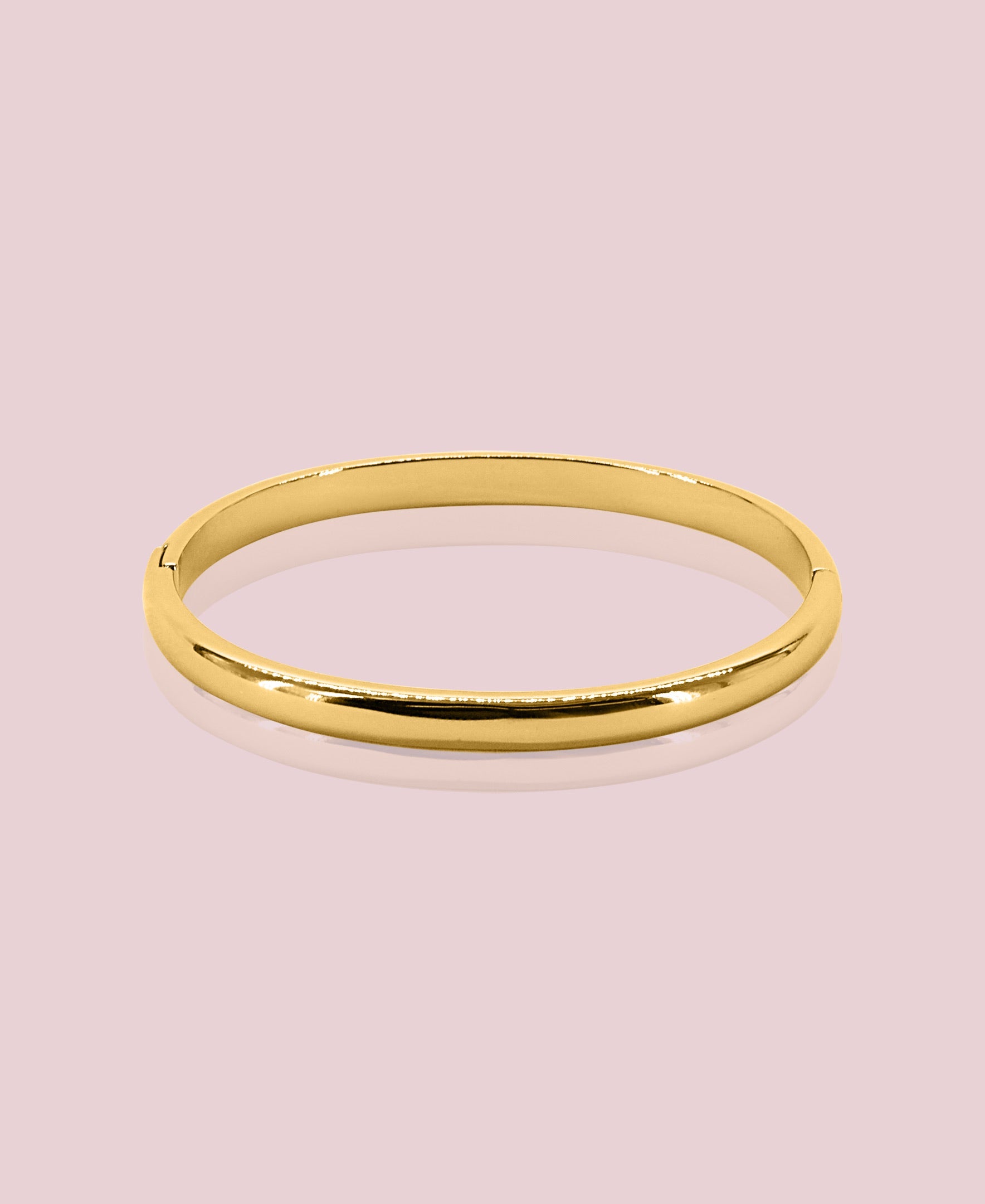 THE LOLA BANGLE