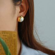 Chic Cotton Pearl Earring