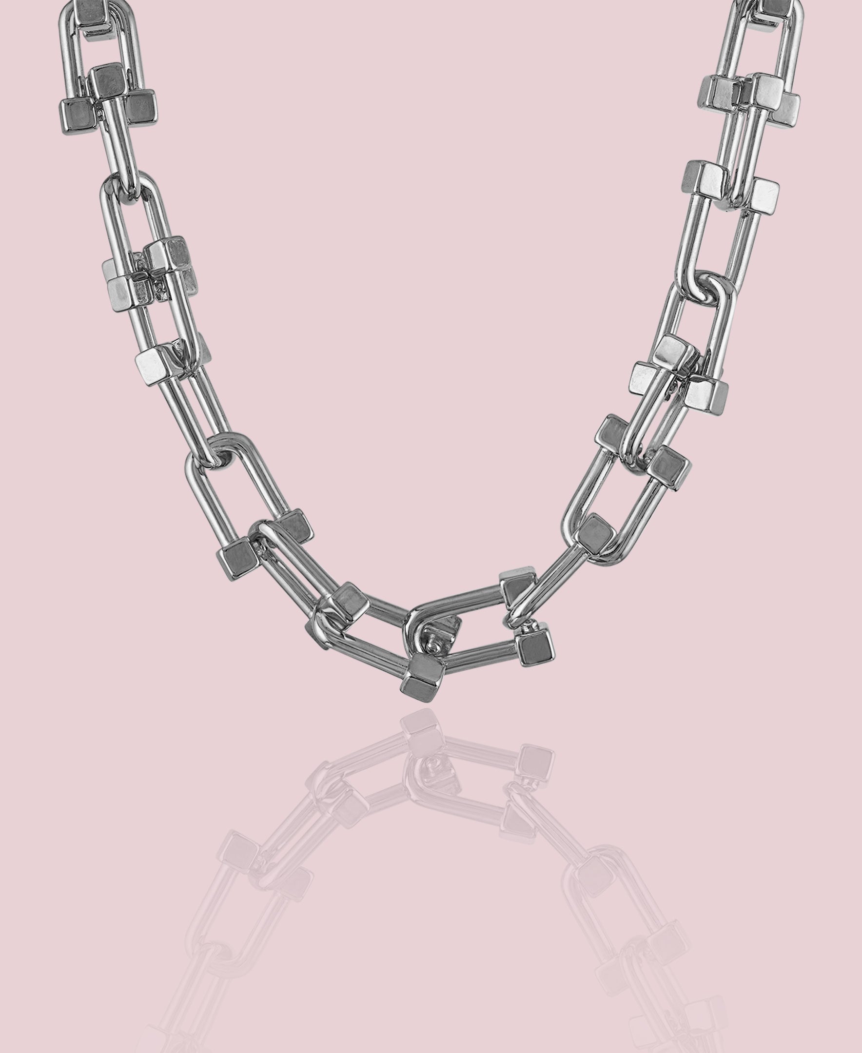 THE NOVA CHOKER