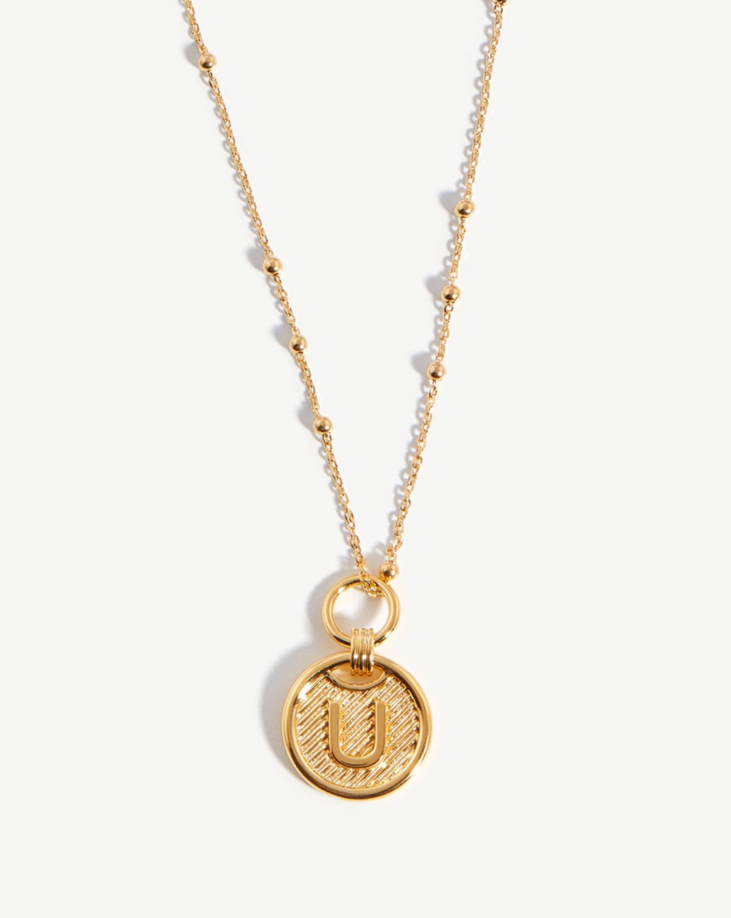 initial-pendant-necklace-initial-u-18ct-gold-plated-vermeil-necklaces-missoma-438471_0810f2c8-40bb-45c4-ab53-11b9ca11ef01.jpg